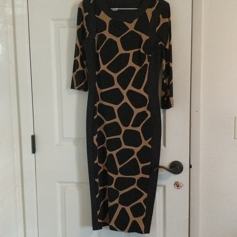 Maggy London Animal print dress